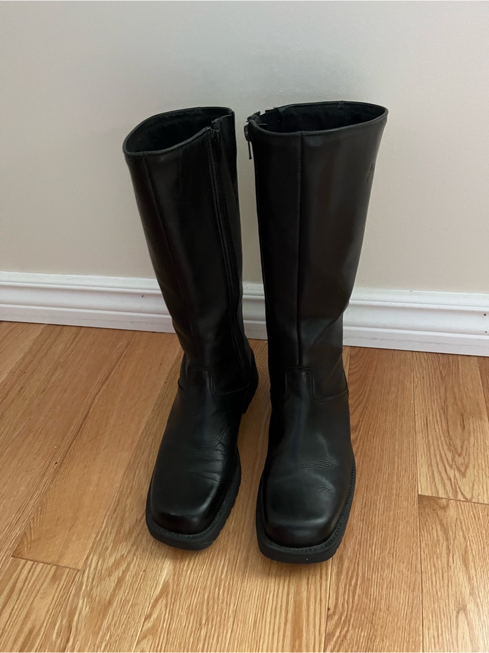 Classic Black Leather Knee-High Men's Boots